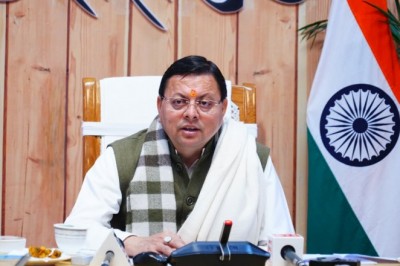 मुख्यमंत्री ने  लाभार्थियों से  किया संवाद