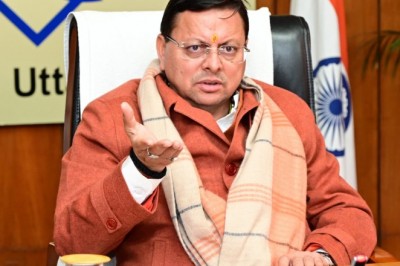 देहरादून में जिन स्थानों पर सड़कों पर अतिक्रमण की समस्याएं आ रही हैं, उन्हें सख्ती से हटाया जाए...मुख्यमंत्री