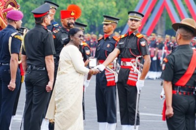 राष्ट्रपति द्रौपदी मुर्मू की गरिमामई उपस्थिति में आईएमए की पासिंग आउट परेड सम्पन्न