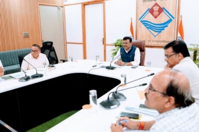 मुख्य सचिव श्री आनंद बर्द्धन की अध्यक्षता में सचिवालय में उत्तराखण्ड रोपवे डेवलपमेंट लिमिटेड की निदेशक मंडल की द्वितीय बैठक  हुई संपन्न