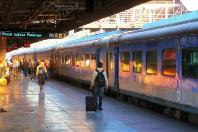 रेलवे गांव तक पहुंचाएगी हाई स्पीड, घरों में ब्रॉडबैंड सुविधा  उपलब्ध करवाई