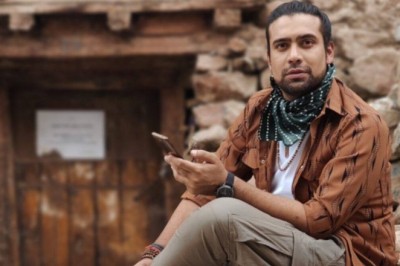 Jubin Nautiyal: बेटे को देशद्रोही कहने पर डिप्रेशन में गई मां, जुबिन ने तोड़ी सोशल मीडिया पर चुप्पी