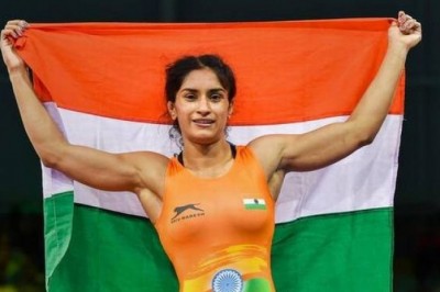 विनेश फोगाट ने जीता विश्व कुश्ती चैंपियनशिप रचा इतिहास, दो पदक जीतने वाली पहली भारतीय महिला