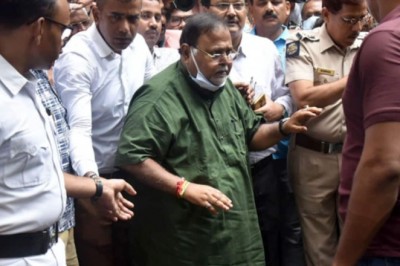 SSC Scam Case: पार्थ चटर्जी और बोर्ड के पूर्व चेयरमैन को पांच दिन की CBI हिरासत