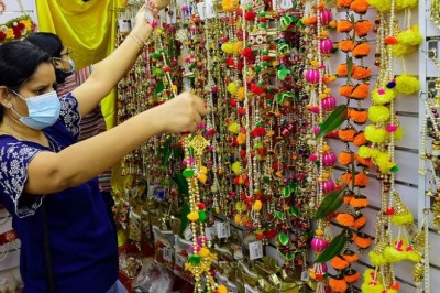 सीईएएमए का दावा : महंगाई के बावजूद त्योहारी सीजन में बढ़ी महंगे सामानों की बिक्री