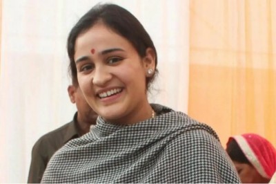 लखनऊ मेयर के लिए मुलायम की बहू अपर्णा यादव प्रमुख दावेदारों में