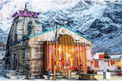 केदारनाथ धाम के रावल भीमाशंकर लिंग पहुंचे ऊखीमठ, 25 अप्रैल को खुलेंगे बाबा केदार के द्वार