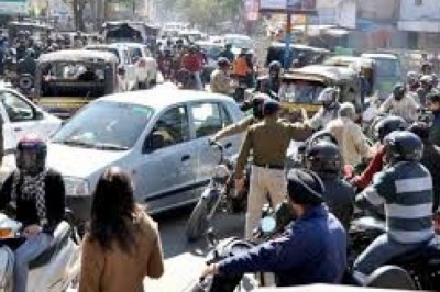 राजधानी में बढ़ता ट्रैफिक जाम