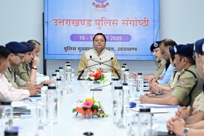 मुख्यमंत्री पुष्कर सिंह धामी ने  एसएसपी व एसपी को थानों में जनसुनवाई के दिए निर्देश