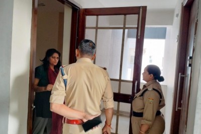 1700 से अधिक बाहरी व्यक्तियों/ किरायेदारों का पुलिस ने किया सत्यापन