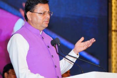 मुख्यमंत्री श्री पुष्कर सिंह धामी ने शुक्रवार को देहरादून स्थित होटल में आयोजित नागर विमानन सम्मेलन-2025 में किया प्रतिभाग