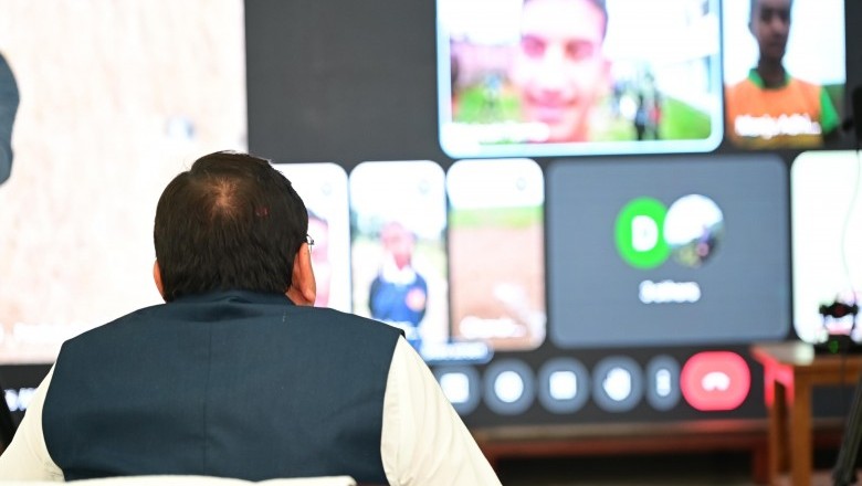 मुख्यमंत्री धामी ने बाल संवाद कार्यक्रम में विद्यार्थियों से किया सीधा संवाद, खेल संस्कृति को मजबूत करने पर दिया जोर