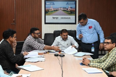 शैडो एरिया में नेटवर्क सैचुरेशन के लिए तेजी से किए जाए काम,