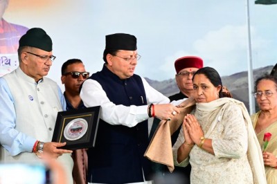 परमवीर चक्र विजेताओं की अनुग्रह राशि 50 लाख से बढ़ाकर की गई डेढ़ करोड़