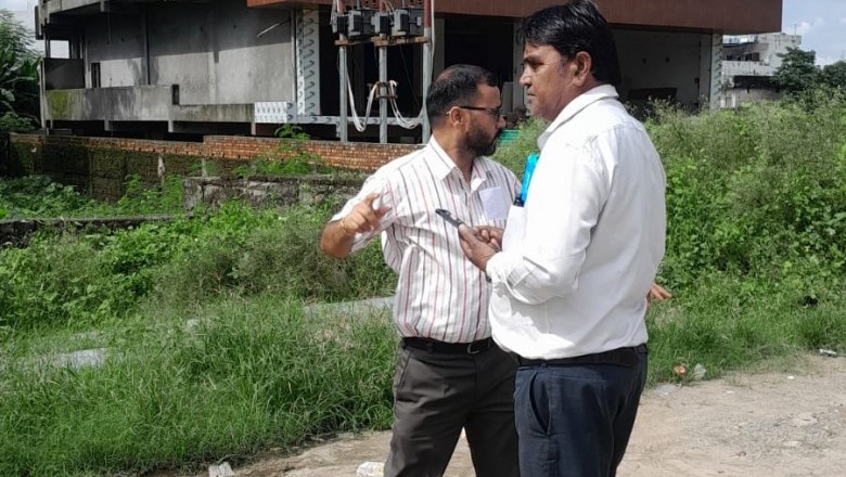 समावेशी स्वास्थ्य सेवांओं की ओर जिला प्रशासन का सार्थक कदम; प्रमाण पत्र; कृत्रिम अंग, उपकरण, कांउसिलिंग, प्रशिक्षण, रोजगार एक ही छत के नीचे