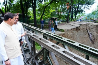 मुख्यमंत्री  धामी ने दिए  निर्देश  प्रभावित क्षेत्रों में जनजीवन को शीघ्र सामान्य करने के लिए सभी संबंधित विभाग युद्धस्तर पर करें कार्य