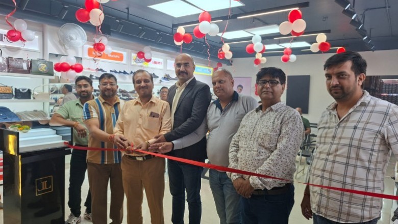 लिबर्टी शूज़ के डिस्प्ले शोरूम का देहरादून में हुआ उद्घाटन