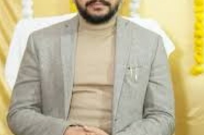 मुख्य विकास अधिकारी अभिनव शाह ने जरूरतमंद लोगों तक सरलता से इसकी जानकारी पहुंचाने के लिए नशा मुक्ति केंद्र के हेल्पलाइन नंबर 9625777399 का व्यापक प्रचार प्रसार करने के दिए निर्देश