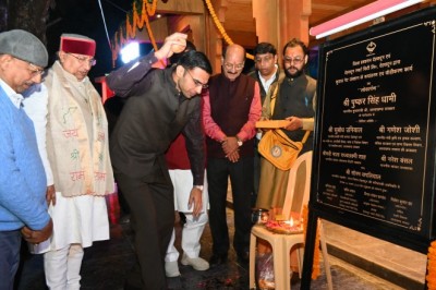 शहर में यातायात प्रबंधन के साथ; कुठालगेट एवं साई मंदिर पर नई स्लिप रोड, रांउड अबाउट लाईटिंग,मय पहाड़ी शैली सौन्दर्य