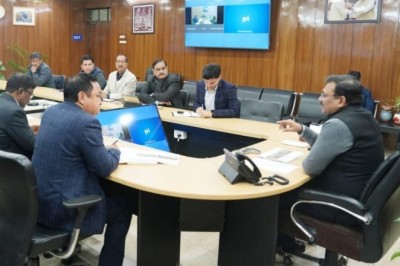 चारधाम यात्रा कर रहे श्रद्धालुओं को यात्रा के दौरान और वापसी तक का सुखद अनुभव लेकर जाना चाहिए..................मुख्य सचिव