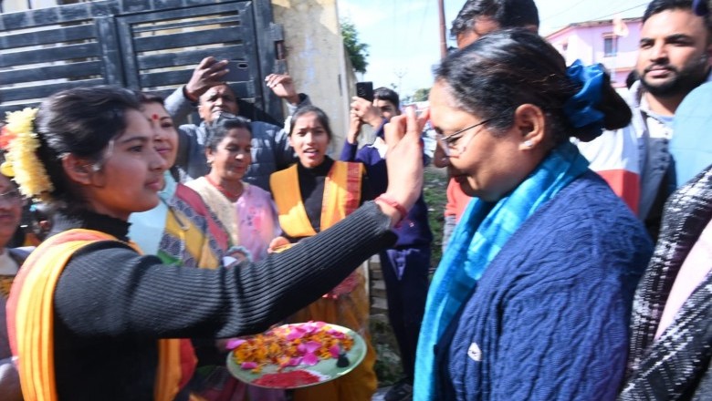 राजकीय इंटर कॉलेज, झंडीचौड़ में भव्य वार्षिकोत्सव एवं फर्नीचर वितरण कार्यक्रम सम्पन्न