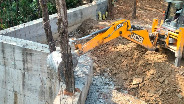 भू-माफिया; अतिक्रमण विरूद्ध जिला प्रशासन का एक्शन जारी; सरकारी नाले-नौले पर प्लाटिंग ध्वस्त