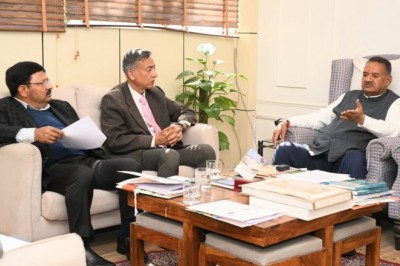 सैनिक कल्याण मंत्री ने अधिकारियों को समन्वय के साथ कार्य पूर्ण करने के निर्देश दिए,