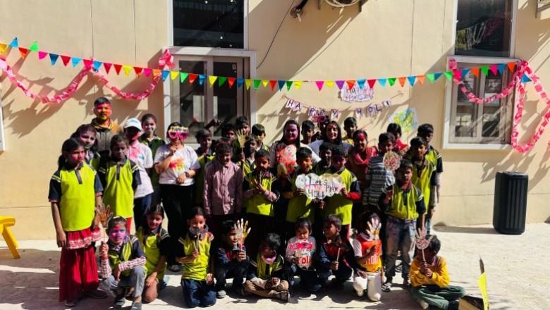 डीएम सविन बंसल के प्रयासों से मुख्यधारा से जुड़ने लगा सड़क पर बिखरा बचपन;