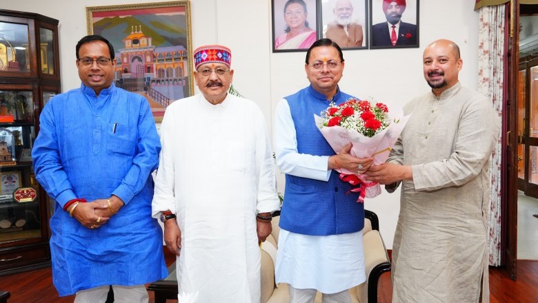 मानव उत्थान सेवा समिति के माध्यम से चारधाम यात्रियों का 10 करोड़ का बीमा