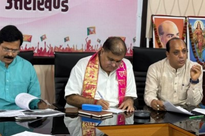 चुनावों में विकास उपलब्धियों के साथ जातिवादी व भ्रष्टाचारी सोच को बेनकाब करेगी भाजपा: भट्ट